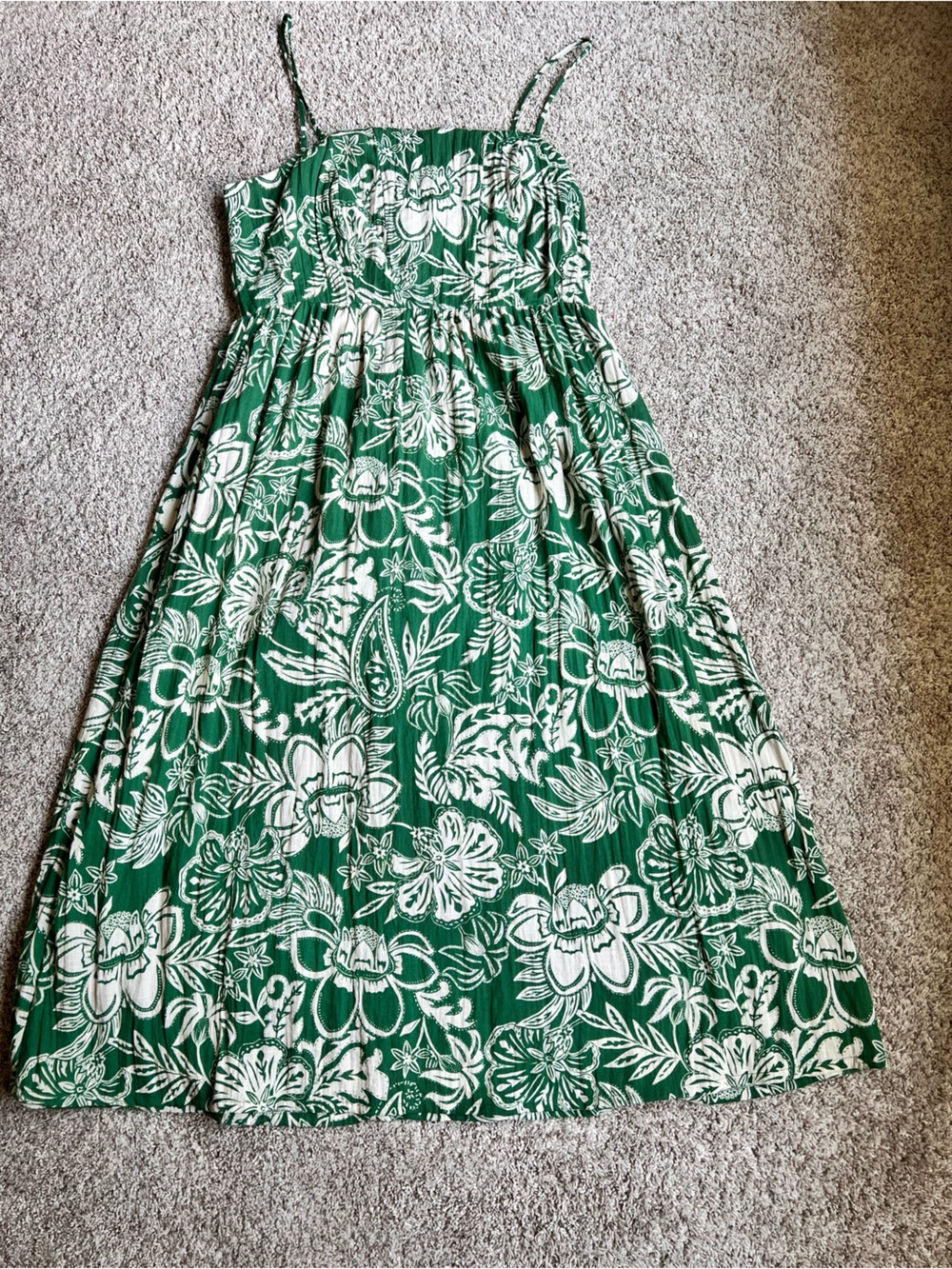 H&M Green and White Floral Maxi Skirt